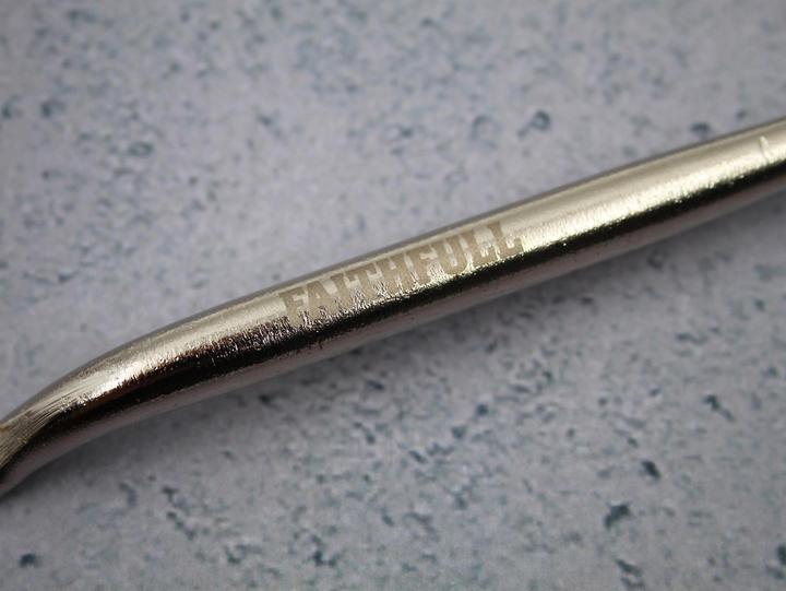 Actual product image Faithfull Trowel & Square 1/2in