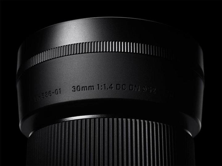 Actual product image Sigma 30 mm F1.4 DC DN Contemporary X-Mount (Fujifilm X, APS-C / DX)