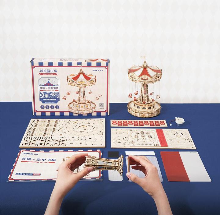 Produktbild Rokr Kettenkarussell - 3D Holzbausatz (elektrisch)