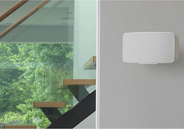 Actual product image Flexson Sonos Five/Play:5 wall mount (1 pcs., Wall installation, Pivoting, Tiltable)