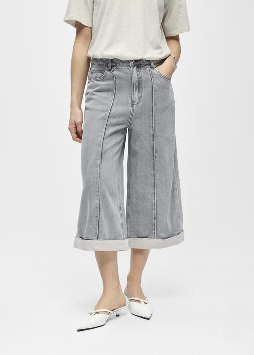 Actual product image Object Wide Bermuda Shorts (40)