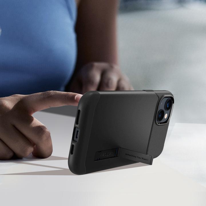 Image du produit Spigen Série Slim Armor (Apple iPhone 14 Plus)