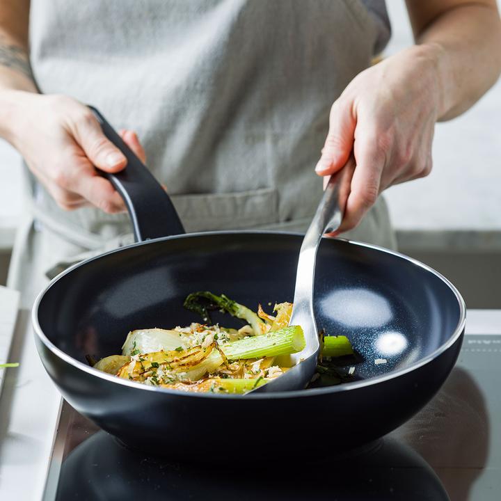 Image du produit Greenpan Gp Essence Wok 28 Cm (Poêle à frire, Aluminium, 28 x 48.60 cm)