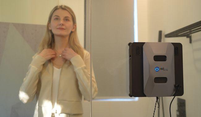 Actual product image Eziclean Windobot S6 Ultra