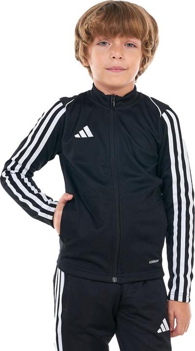 Schwarz