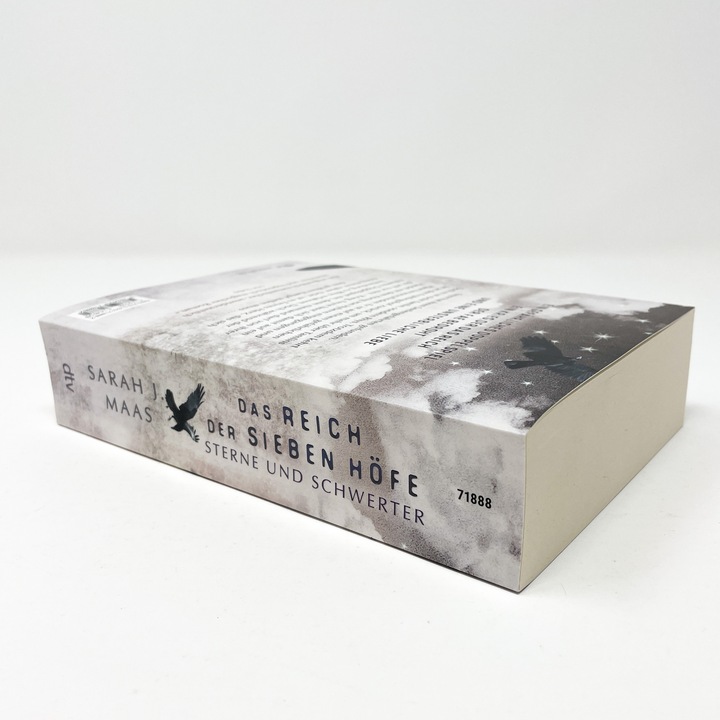 Actual product image Das Reich der sieben Höfe − Sterne und Schwerter (German, Sarah J. Meuse, 2020)