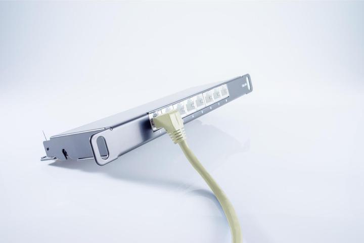 Image du produit Shiverpeaks S/CONN maximum connectivity Câble réseau patch, cat 6, S/FTP, PIMF, angle droit, 1,0m (S/FTP, CAT6, 1 m)