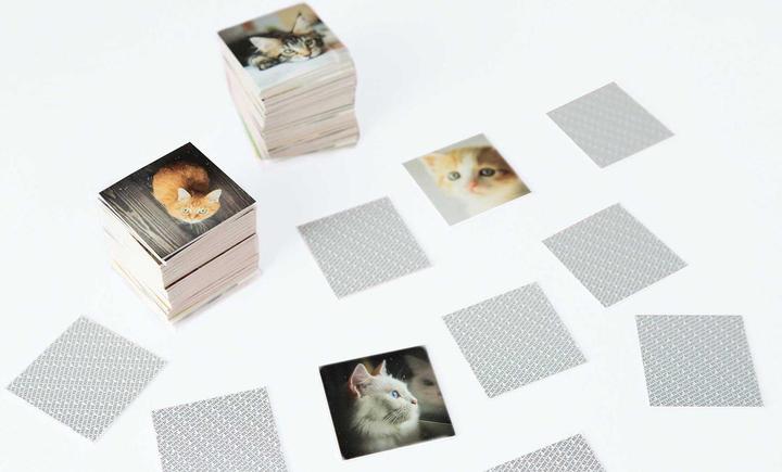 Produktbild Remember Gedächtnisspiel Cats (Englisch, 2 - 8 Spieler)