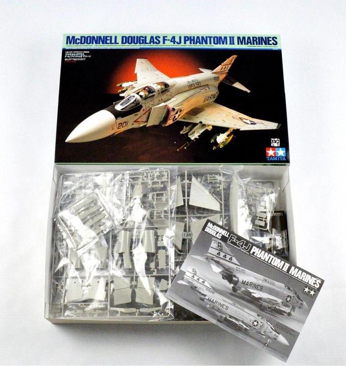 Produktbild Tamiya Phantom II F-4J Navy