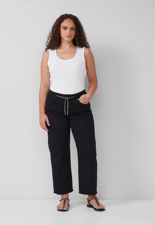 Produktbild S.Oliver Jeans-Hose Cropped-Jeans / Straight Fit / Mid Rise / Straight Leg / offener Saum (46)