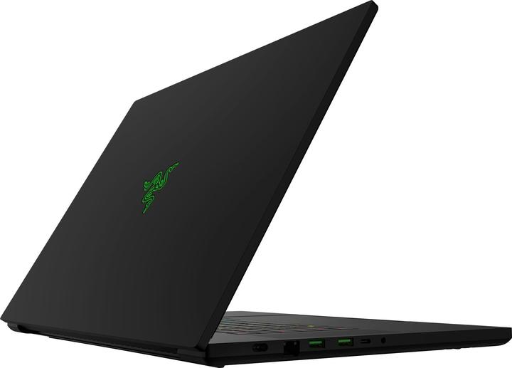 Actual product image Razer Blade 18 (1000 GB, 32 GB, Intel Core Ultra 9 275HX, GeForce RTX 5080)