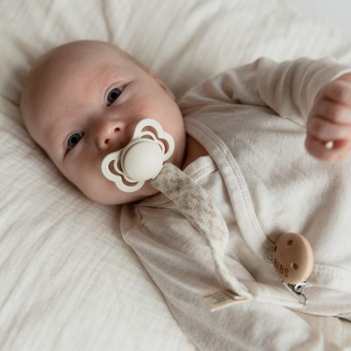 Immagine prodotto Bibs Succhietto supremo in silicone (confezione da 2), Cloud & Steel Blue (taglia 1, 0-6M) (2 x, fino a 6 M.)