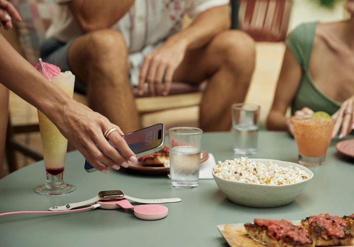 Immagine prodotto TwelveSouth ButterFly SE Caricabatterie 2-in-1 con Qi2 (15 W)