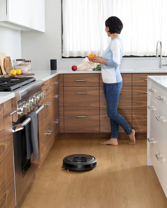 Immagine prodotto iRobot Roomba i7+ (Aspirazione robotica)