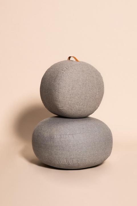 Actual product image Hübsch Pouf with leather handle