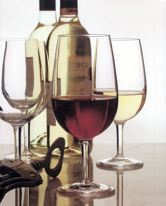 Immagine prodotto Luigi Bormioli Doc (21.50 cl, 1 Occhiali, Bicchieri da vino rosso, Bicchieri da vino bianco)