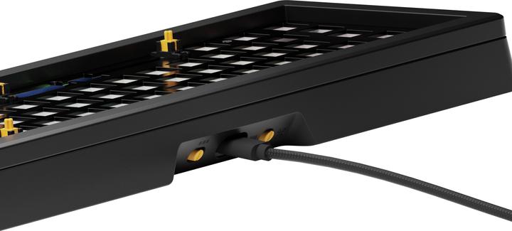 Immagine prodotto Glorious Tastiera da gioco personalizzata GMMK 3 65 % - barebone, layout ISO, nero (Cablato)