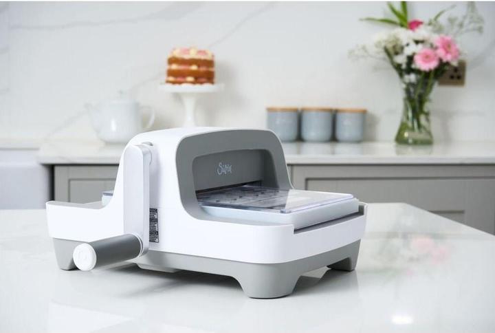 Produktbild Sizzix New Big Shot Machine "Starter Kit"