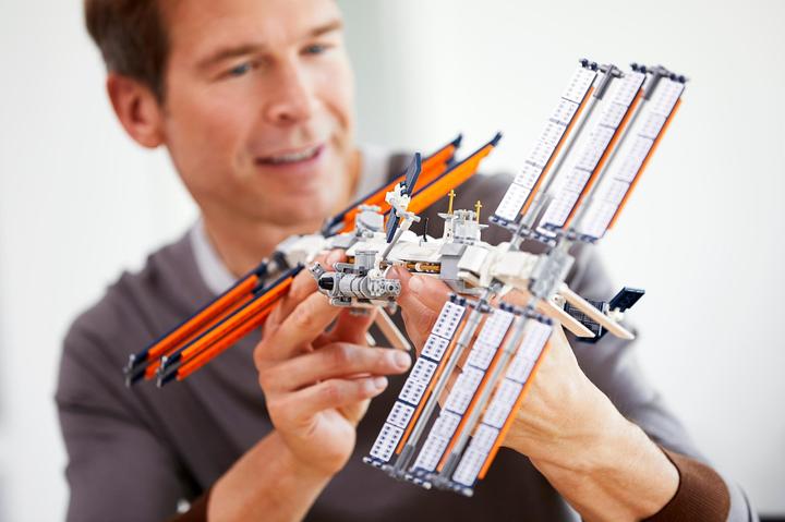 Image du produit LEGO Station spatiale internationale (21321, LEGO Ideas, LEGO difficiles à trouver)