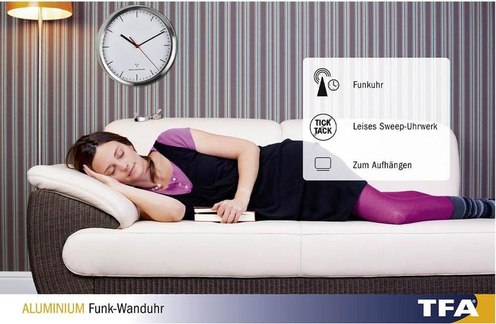 Produktbild TFA Funk-Wanduhr (22 cm)