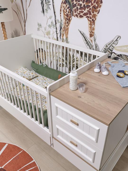 Actual product image Almila Baby Cot Monte Convertible (80 x 180 cm)