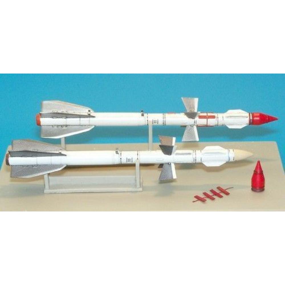 Plus Model Russian missile R-27ER AA-10 Alamo-C