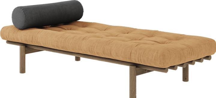 106 Carob Brown lacquered, 515 Fudge Brown