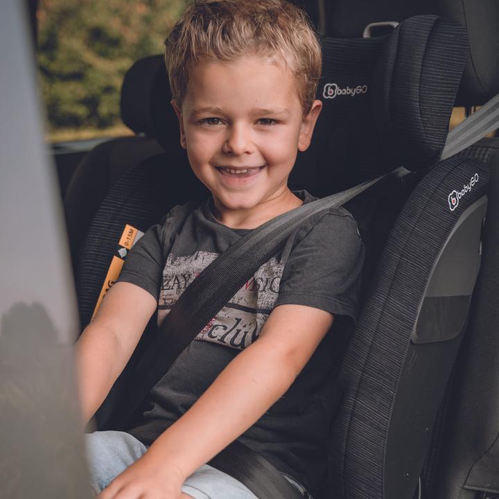 Produktbild BabyGo Protection 360 black (Kindersitz, ECE R129/i-Size Norm)