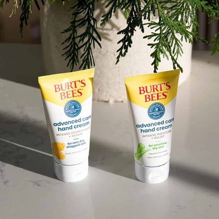 Produktbild Burt's Bees Advanced Care Hand Cream Beeswax (70 ml)