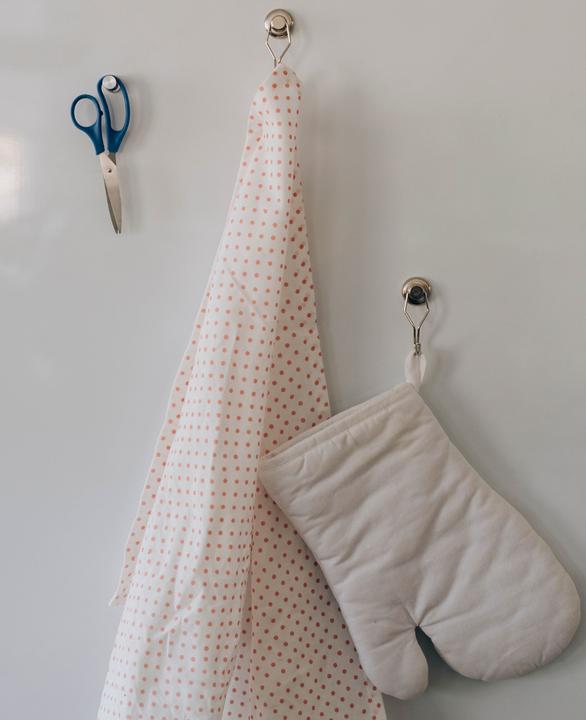 Actual product image I Am Creative Magnet hook (2x)