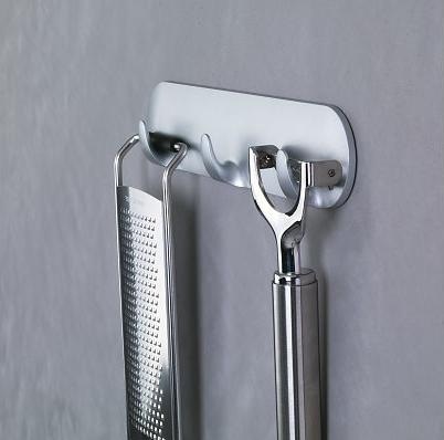 Produktbild tesa Powerstrips Hakenleiste 3er-Haken