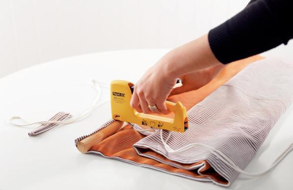 Actual product image Rapid Hand tacker R13, yellow