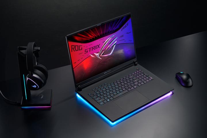 Image du produit ASUS ROG Strix SCAR 16 (16", Intel Core Ultra 9 275HX, 64 Go, 2000 Go, ING. Int.)