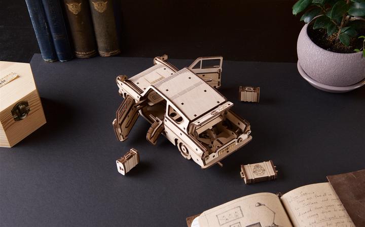 Produktbild Ugears Fliegender Ford Anglia