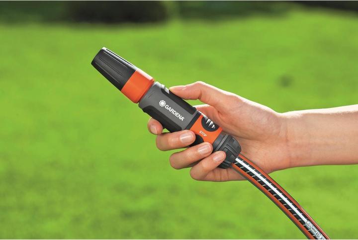 Actual product image Gardena Syringe set
