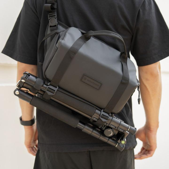 Actual product image Wandrd ROGUE Sling 6L Sedona Orange V2 (Camera shoulder bag, 6 l)