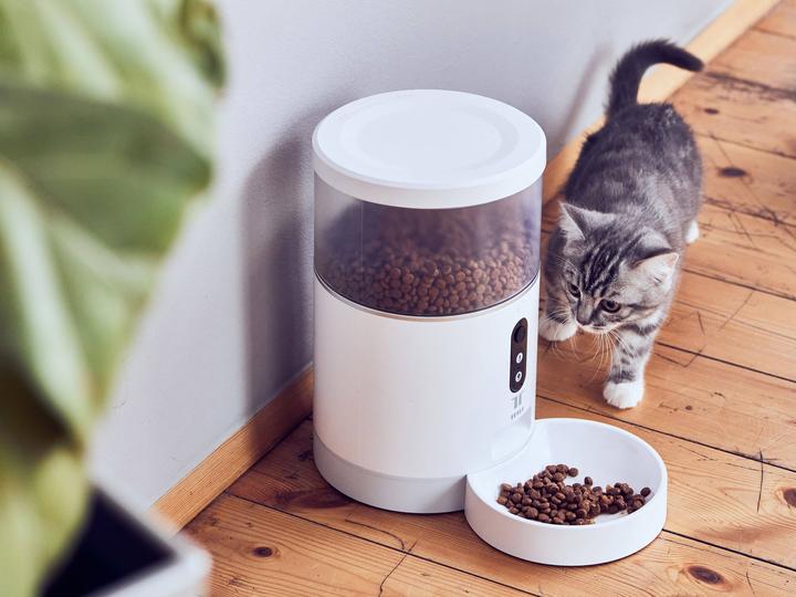 Actual product image Tesla Smart Pet Feeding Camera (4 l)