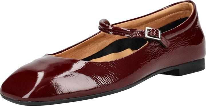 Bordeaux red