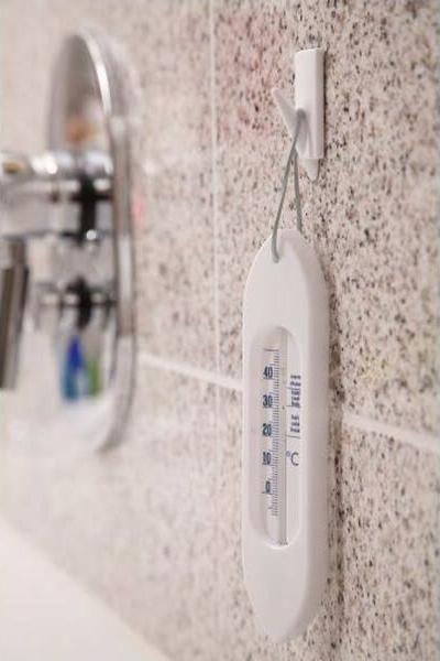 Actual product image tesa Self adhesive hooks