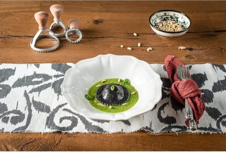 Actual product image Marcato Ravioli former circle