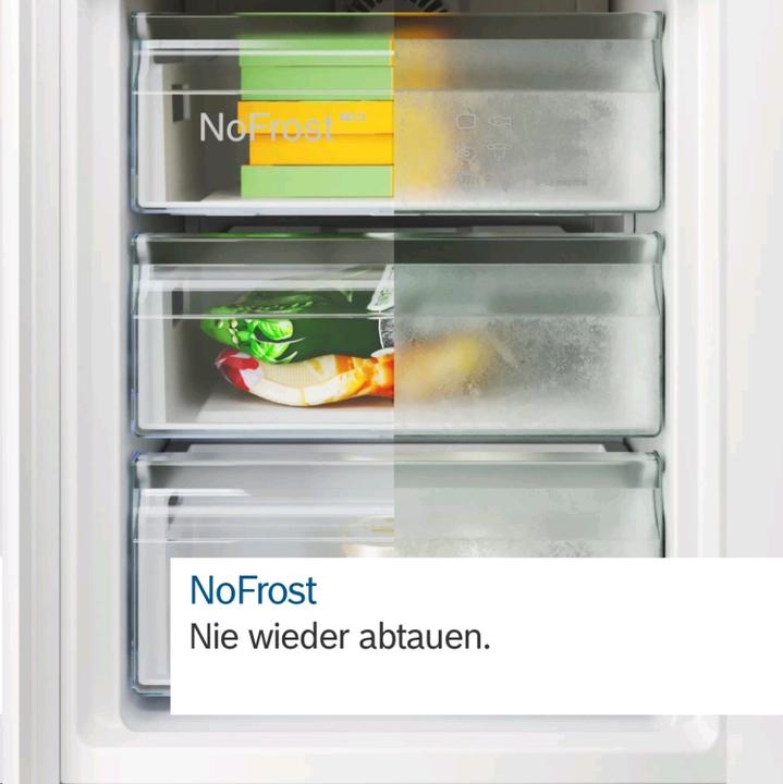 Produktbild Bosch Hausgeräte Serie 4 Freistehende KühlGefrierKombination mit Gefrierbereich unten 203 x 60 cm (363 l)