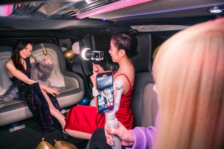 Actual product image Zhiyun Molus G60 Combo Black (Video light)