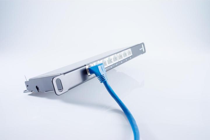 Produktbild Shiverpeaks S/CONN maximum connectivity Netzwerkkabel-Patchkabel, cat 6, S/FTP, PIMF, Winkel-gerade, blau, 2,0m (2 m)