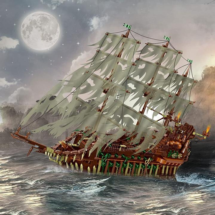 Actual product image Mould King 13138 Flying Dutchman