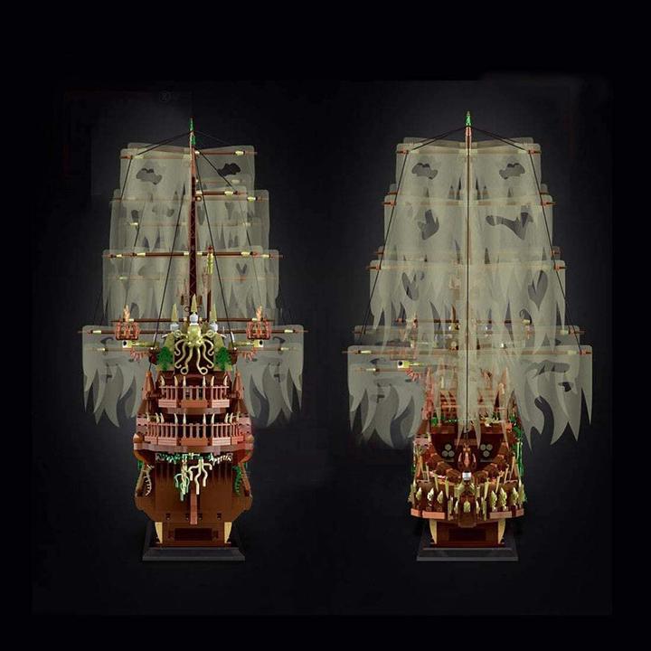 Actual product image Mould King 13138 Flying Dutchman