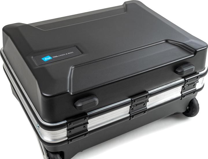 Actual product image B&W International Orca (1 Piece)