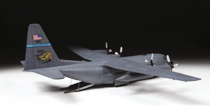 Actual product image 1:72 C-130 H Hercules