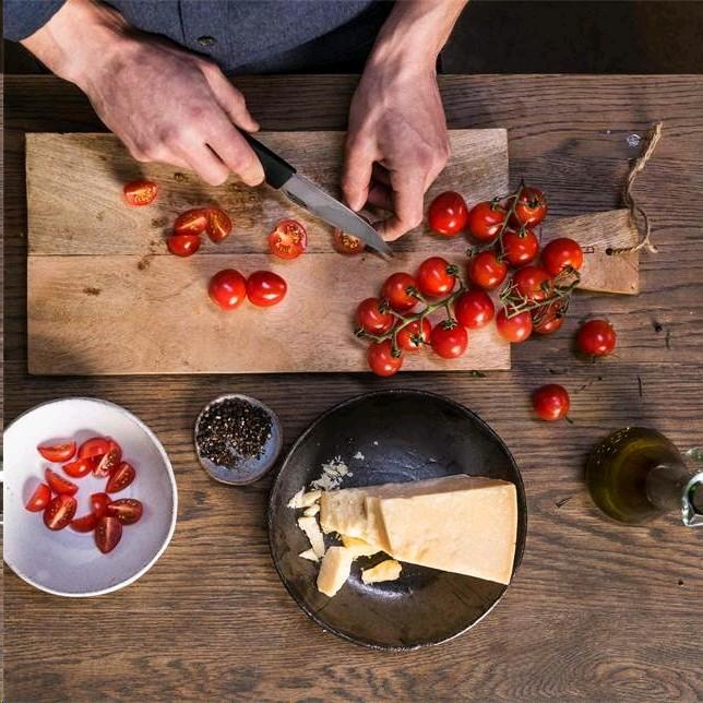 Produktbild Fiskars Hard Edge Gemüsemesser (10.90 cm)