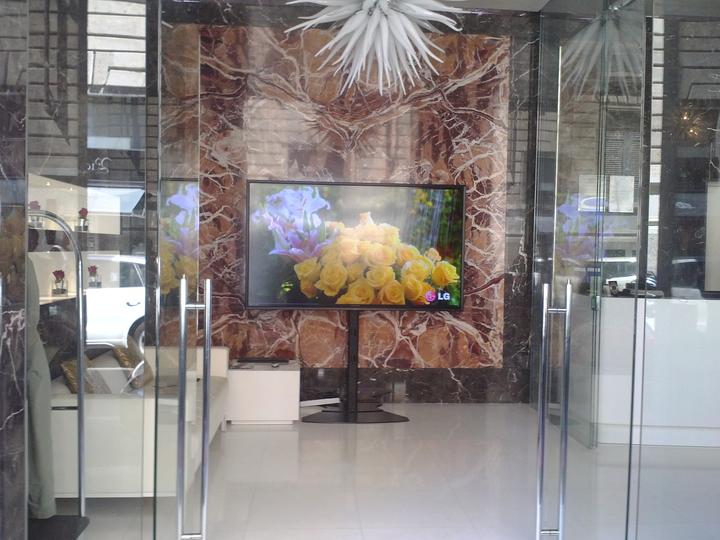 Produktbild Chief PF1-U - Aufstellung für Flat Panel (ausziehbar) (75", 90.70 kg)