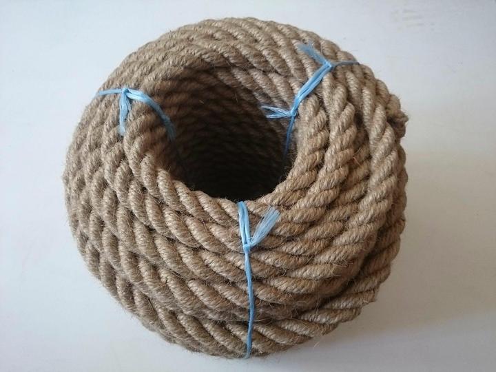 Linotech Jute touw touw gedraaid jute Natuurlijke zeilen Fabrikant Decoratief Duurzaam 3 strengen (30 m)